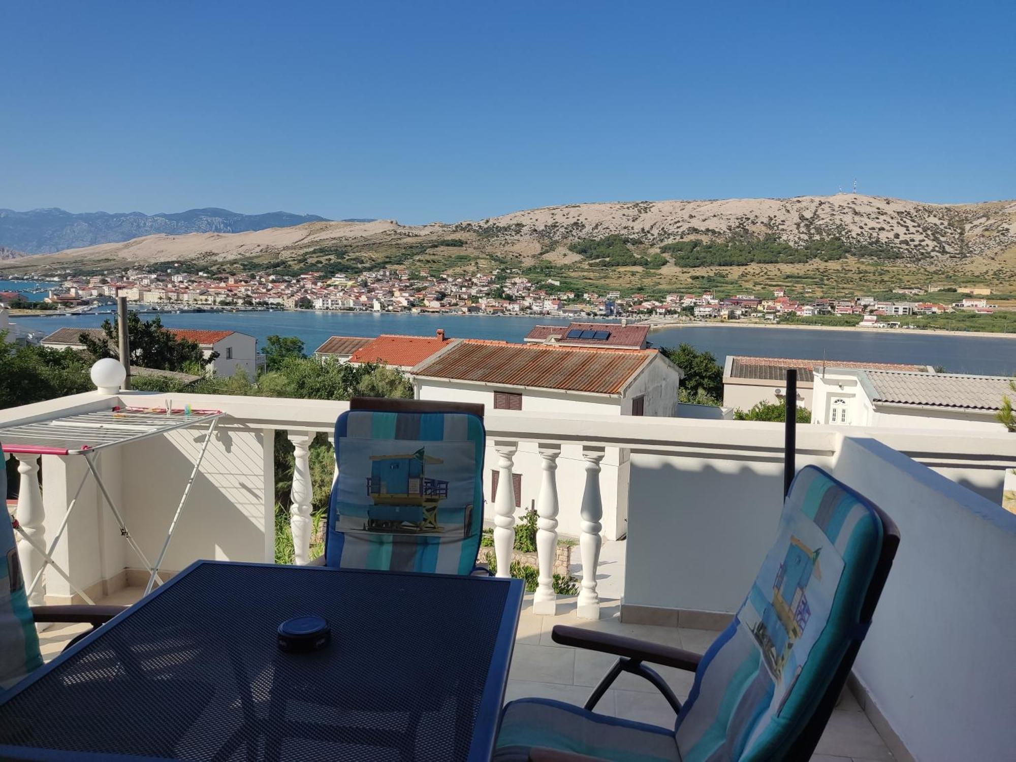 D&D Apartments Pag Town Bagian luar foto